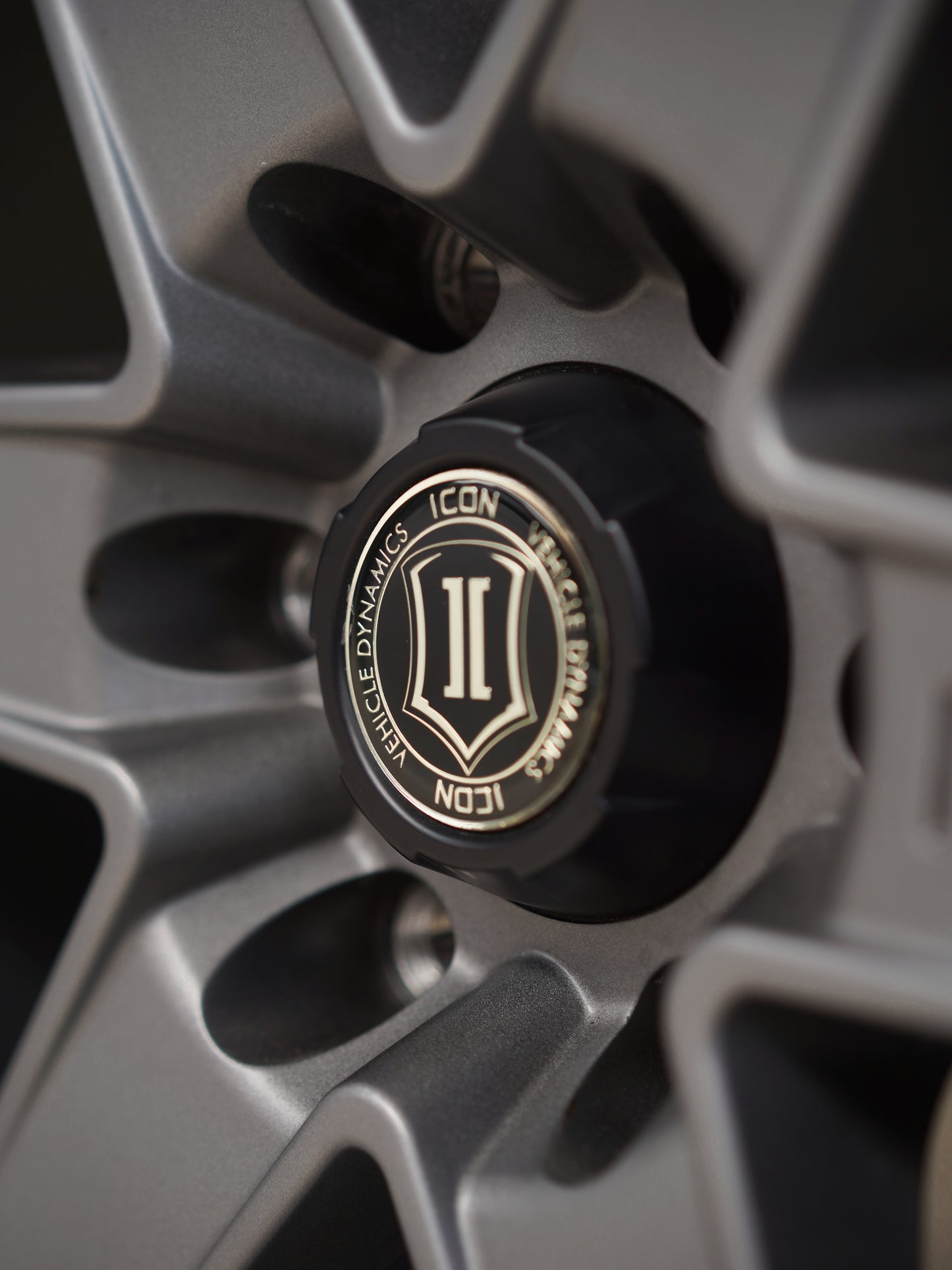 ICON RAIDERS TITANIUM