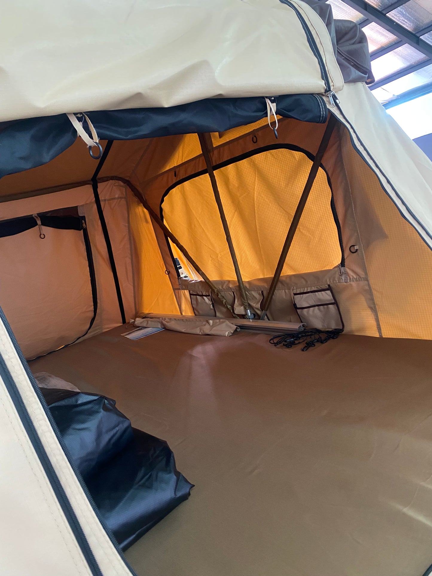 ROOFTOPTENT 4WD